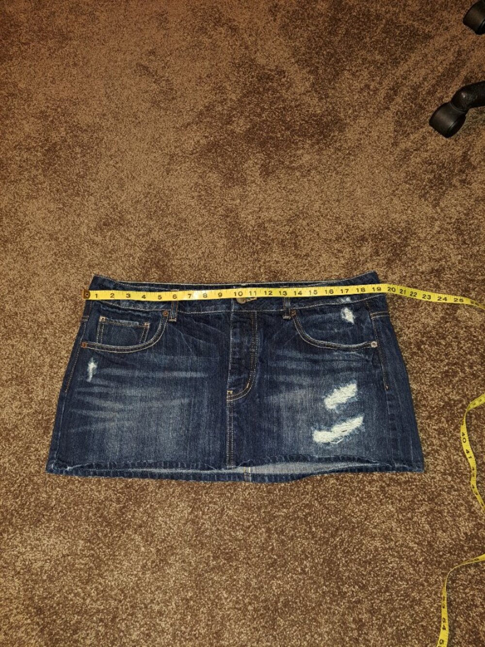 American Eagle dark wash denim mini skirt w/distressed embroidered pockets - Picture 8 of 9